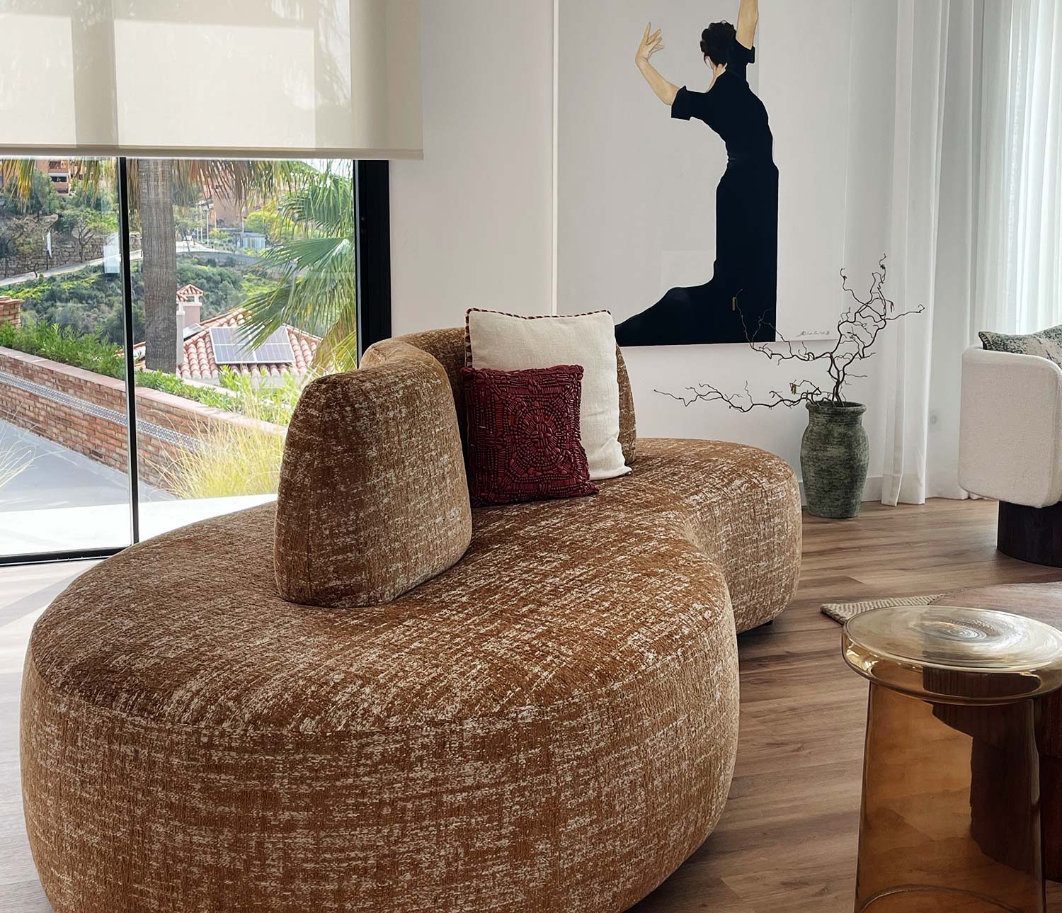 Curved Sofa Design